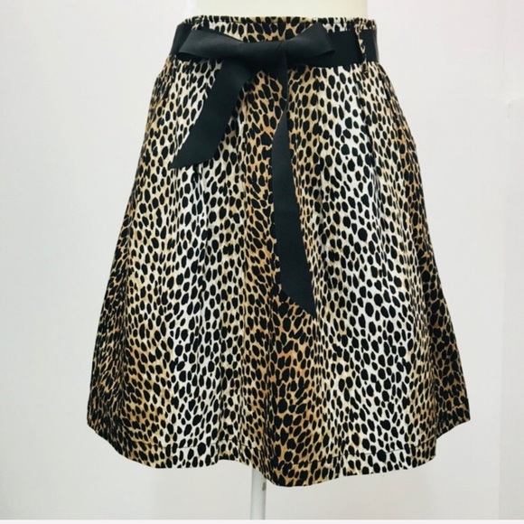 White House Black Market Dresses & Skirts - NWT animal print Full skirt Sz 4